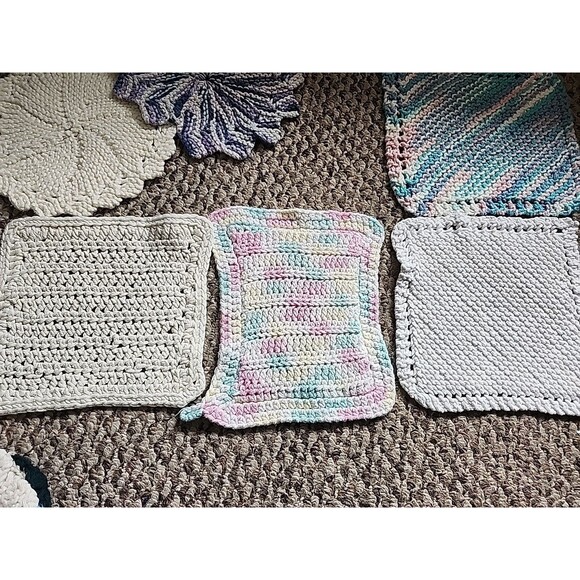 Lot of 10 Hand Crocheted Hot Pads Potholders Trivets Vintage - Picture 7 of 15